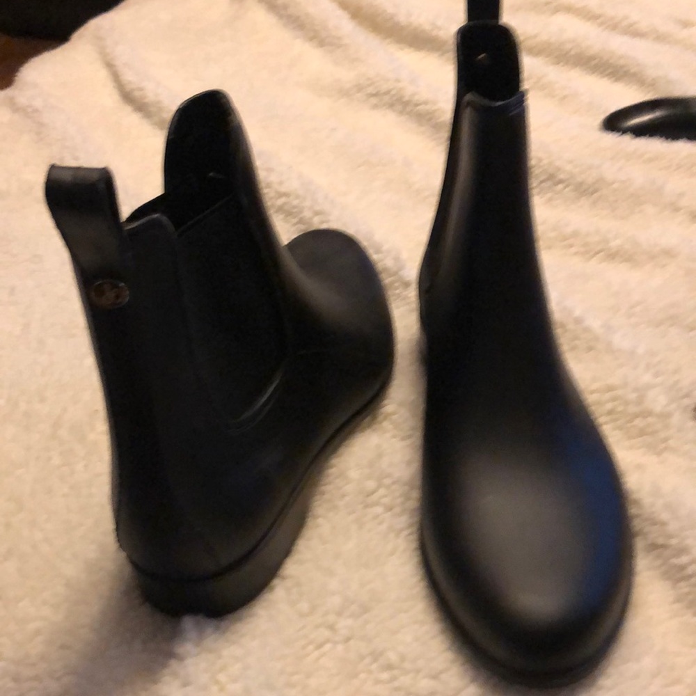 Sam Edelman rain boots size 7 matte black